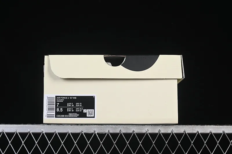 All Categories Nk Air Force 1 Air Force Series Nk Air Force 1 Low Air Force Low Nike Air Force 1'07 Low Beige and Black Line Air Force One Low Casual Shoes CS5288-032